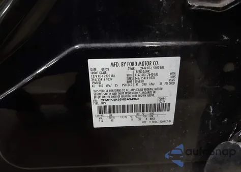 2022 Ford Edge Titanium z USA, uszkodzony, nr VIN 2FMPK4K95NBA94969